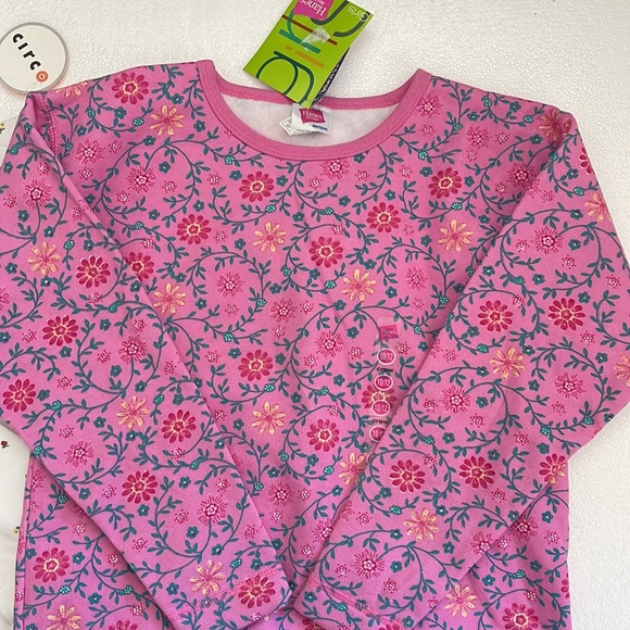 Two Girls 10/12 Tops sweatshirt and turtleneck - Picture 2 of 5